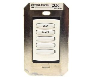 LiteTouch 5 Tasten 6800-206 Control Station Wandstation Schalter mit Abdeckung weiß - Bild 1 von 2