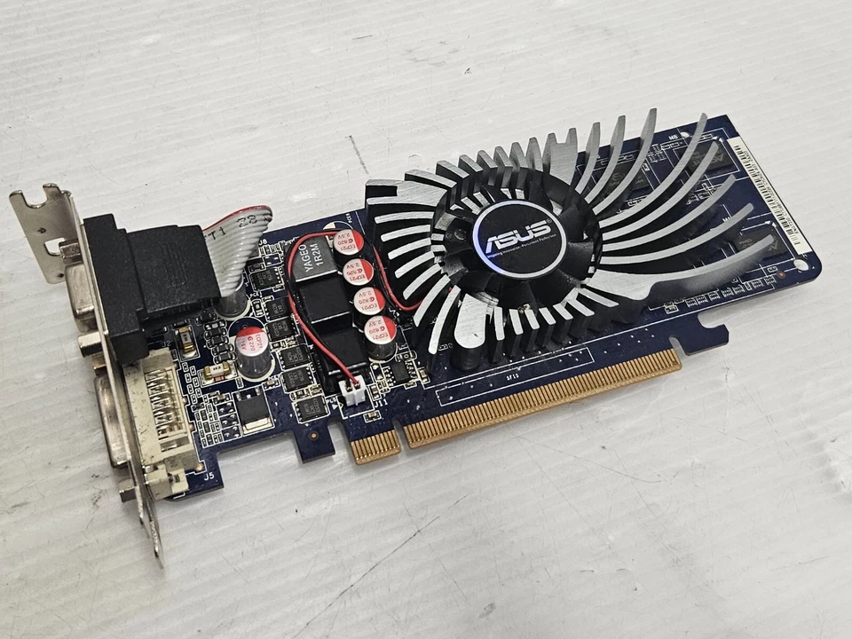 GeForce GT 220, 1GB DDR2, 128 BIT, DVI, HDMI, VGA, Asus ENGT220, LOW PROFILE, WO - Image 1 of 4