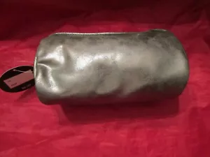 NWT Target Beauty Metallic Faux Leather Cosmetic Makeup Bag Pewter Gray 8"x4.5" - Picture 1 of 3