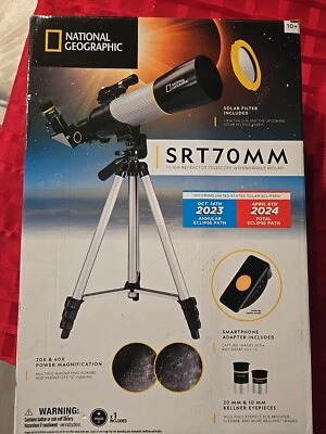 National Geographic SRT70MM - 70mm Refractor Telescope w/ Panhandle Mount - Image 1 of 2
