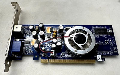 SCHEDA VIDEO GIGABYTE GV-NX73S256T-RH NVIDIA GEFORCE 7300 256MB (3932N) - Immagine 1 di 3