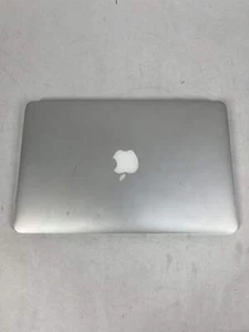 2015 Apple MacBook Air 13" i5 1,6 GHz 4 GB RAM 128 GB SSD grigio siderale A1465 - Foto 1 di 7