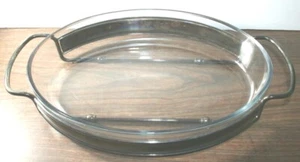 Marinex Oval Baking Casserole Dish 13.75inX9.5inX2.5in w/Silver Serving Cradle - Picture 1 of 10