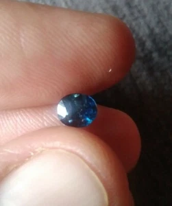 0.88 Ct Zafiro Natural Azul Sin Tratar Claridad SI1 Origen Madagascar - Imagen 1 de 12