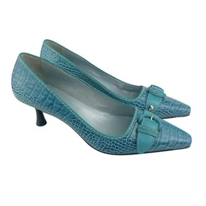 Damen-Kitten-Heels Größe 8 B Cole Haan türkis Krokodildruck Schnallenakzent - Bild 1 von 7