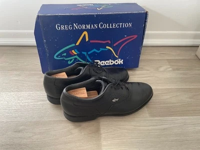 Zapatos de golf vintage de cuero Reebok para hombre talla 11 1/2 M -GREG NORMAN SPIKES NEGROS Foto 1 de 4