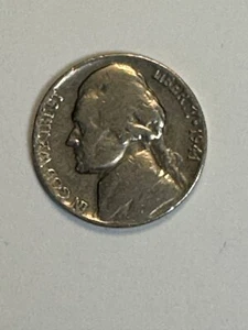 COLLECTABLE 1941 UNITED STATES 5 Cent Coin - Picture 1 of 2