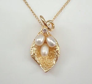 Vintage 14K Yellow Gold Pearl and Diamond Pendant Necklace 19" Chain - Picture 1 of 6