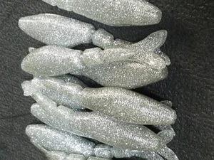 Remolque Chatterbait, plantilla con hojas, plantilla de natación - 4' (hielo) paquete de 10 ajo + sal - Imagen 1 de 3