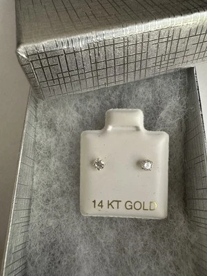 14k Solid Yellow Gold Round  CZ Basket Push Backing Earrings 3mm - Image 1 of 4