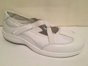 PROPET W1034 SAPPHIRE WHITE SLIP ON COMFORT WALKING FLATS SHOES WOMENS 8.5 N AA - Picture 1 of 9