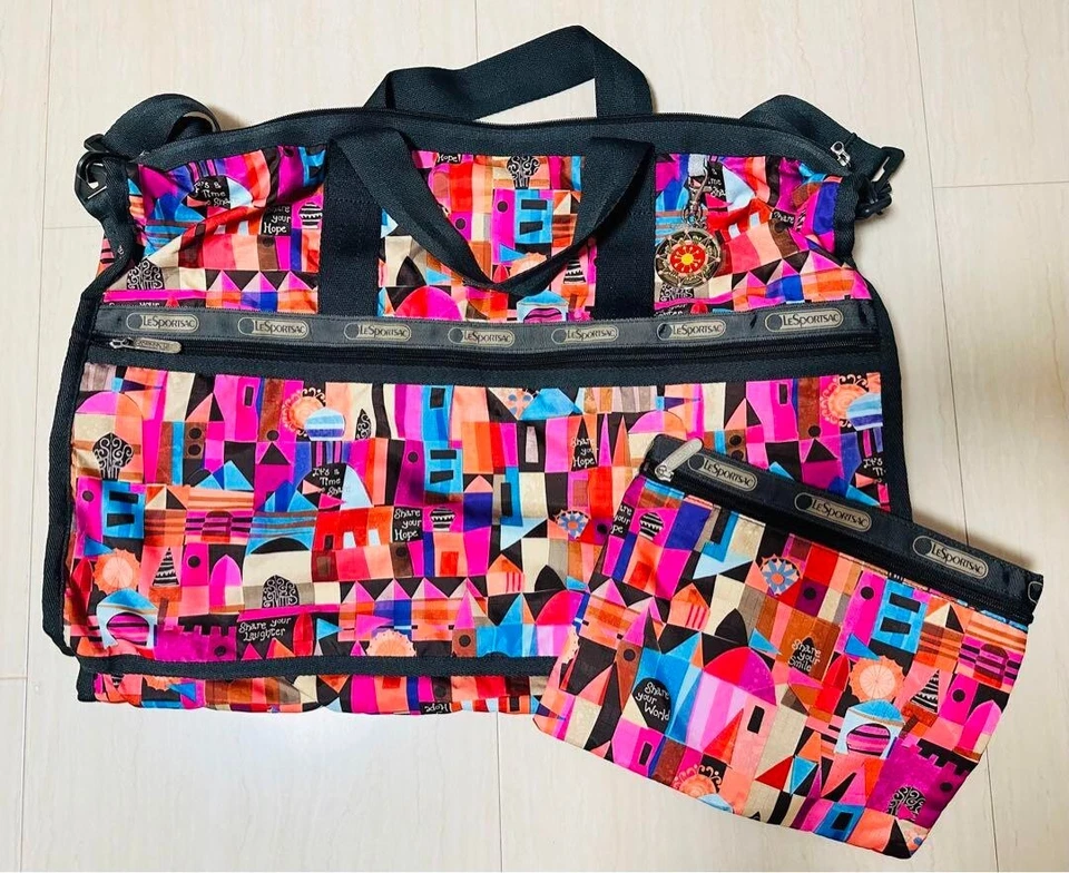 Purchased in Hawaii Lesportsac lesportsac Disney pouch included kawaii - Image 1 of 4