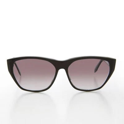 Black Angular Rectangle Unisex Vintage Sunglass Smoke Gradient Lens - Carol - Imagem 1 de 3