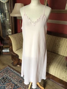Pink underskirt chemise 18 Pit2pit 20 In Discrete Post Pretty Granny Chic L38❤️ - Picture 1 of 7