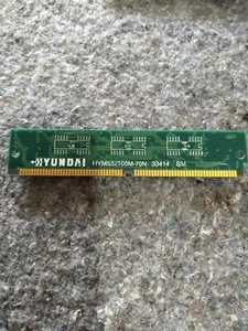 Hyundai Memory card HYM532100M-70N 33414 SM - Picture 1 of 2