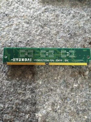 Hyundai Memory card HYM532100M-70N 33414 SM - Image 1 of 2