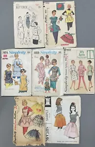 7 GREMBIULI VINTAGE MODELLI TAGLIATI E NON TAGLIATI - Foto 1 di 4