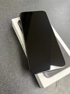 Apple iPhone 15 Pro Max - 256GB - Black Titanium (Unlocked) Battery π 98% - Afbeelding 1 van 11