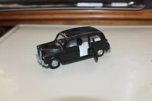 Vintage Dinky Toys Austin Taxi Made In England Die-cast 1:43 Scale - Picture 1 of 7