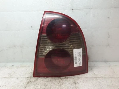 Fanale posteriore principale destro (luci) VOLKSWAGEN PASSAT 4 PHASE 2 - Immagine 1 di 4