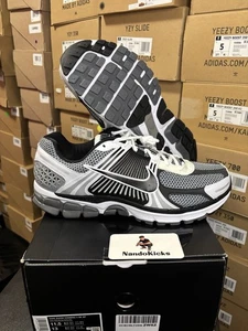 Nike Zoom Vomero 5 SE SP Dark Grey Black Sneakers CI1694-001 Men's Size 11.5 - Picture 1 of 5