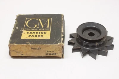 Nuevo de Lote Antiguo 1953 1954 Chevrolet Belair 1953-55 Camión Generador Polea Ventilador GM 3703606 Foto 1 de 4