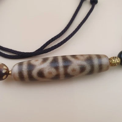 Collar Colgante De Colección 12 Ojos Únicos Himalaya Ágata Tibetana Dzi Cuentas Foto 1 de 4
