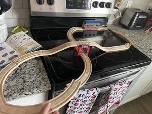Thomas And Friends Wooden Railway Battery Powered Figure 8 Set - Picture 1 of 4