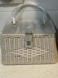 Vintage White Lucite and Wicker Box Purse! Hong Kong - Picture 1 of 23