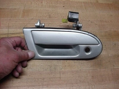 Ручка боковой пассажирской двери 91-99 Mitsubishi 3000GT Dodge Stealth - Изображение 1 из 2