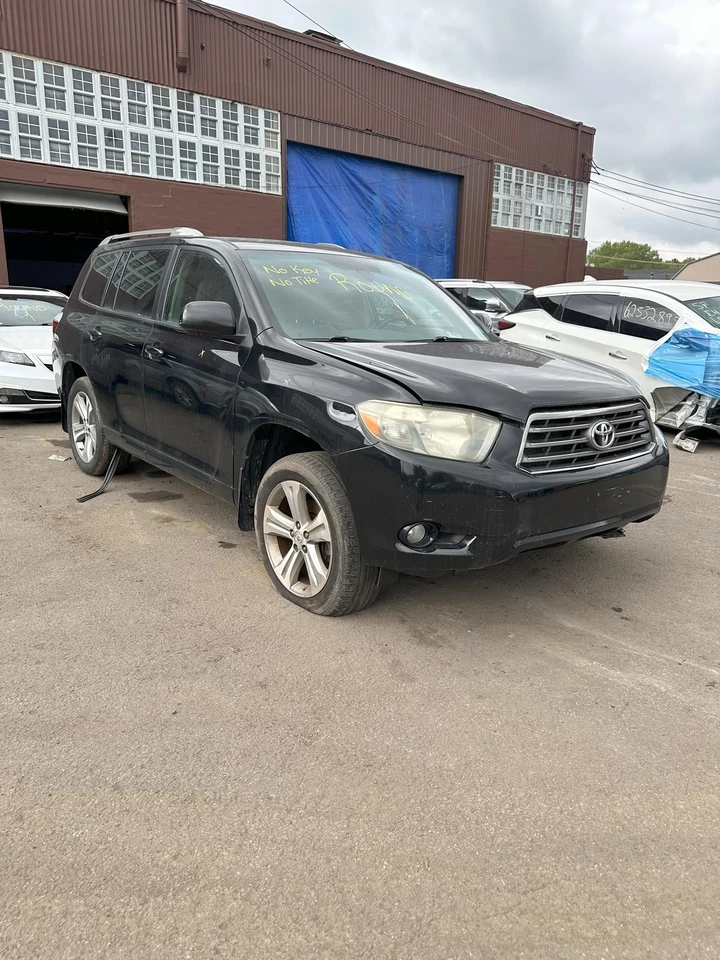 Used Windshield Wiper Motor fits: 2008 Toyota Highlander  Grade C - Image 1 of 4