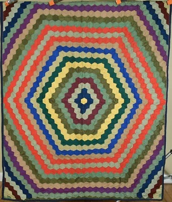 COLORFUL Vintage 30's Mosaic Hexagon Concentric  Bullseye Antique Quilt! - Image 1 of 4