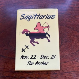 SCHÜTZE * 2X3 KÜHLSCHRANKMAGNET * ASTROLOGISCHE ASTROLOGIE STERNZEICHEN PFEILE - Bild 1 von 2