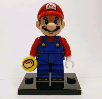 Mario Minifig - Image 1 of 4