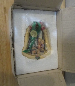 MJ HUMMEL WONDER OF CHRISTMAS ORNAMENT DANBURY MINT NEW WITH TAGS & BOX - Picture 1 of 5