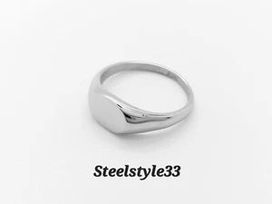 STAINLESS STEEL SILVER  SIGNET RING ROUND  POLISHED MENS WOMENS - Picture 1 of 10