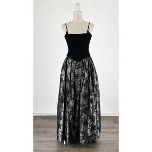 Maxi abito da sera Gunne Sax vintage velluto damascato floreale taglia 3/4 nero grigio - Foto 1 di 10