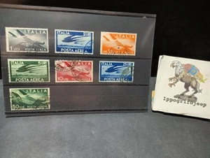 Set 7 Francobolli Italia Posta Aerea Lire collezione collezionismo - Foto 1 di 5