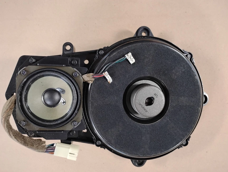 97-04 Corvette C5 BOSE Speaker Assembly Front Door Fits Right or Left 10447355 - Image 1 of 2