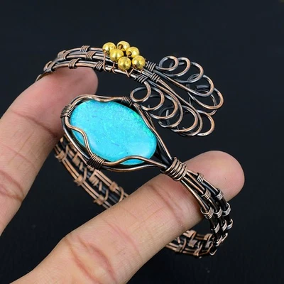 Регулируемый браслет из австралийского тройного опала ручной работы с драгоценными камнями медной проволокой - Изображение 1 из 4