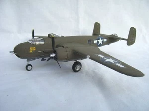 1/24 Scale WW-II North American B-25 Mitchell Plans and Templates 33ws - Picture 1 of 1