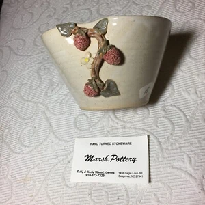 NEU VTG handgedrechselte KERAMIK Erdbeerschale signiert Marsh Pottery 1997 - Bild 1 von 3