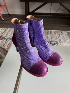 Women John Fluevog East End Venables Purple/Paisley Ankle Boot with Buttons 8.5 - Picture 1 of 5