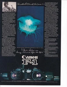 Canon F-1 1978 cámara anuncio impreso/fotógrafo Chris Newbert-bajo el agua - Imagen 1 de 1