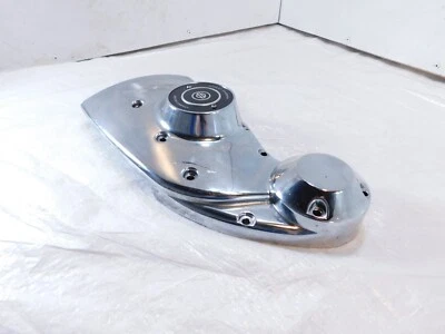 Cubierta de engranaje del árbol de levas del motor derecho cromada Harley Sportster 883 y 1200 25230-04 Foto 1 de 4