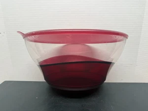 Tupperware Transparente Elegante 4.6L Acrílico Servir Cuenco y Tapa Rojo Rubí 11" - Imagen 1 de 8