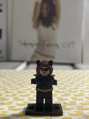 CATWOMAN LEGO MINIFIG FIGURE dc classic batman '66 tori black lee meriwether - Image 1 of 4