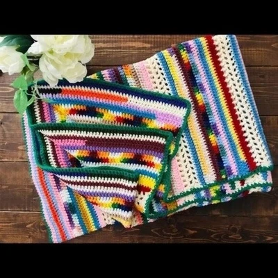 Manta afgana de ganchillo multicolor MCM retro abuela cuadrada cabaña 63”x 50” Foto 1 de 4