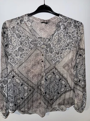 M&Co Petite Ladies V Neck Long Sleeve Blouse Size UK 14 - Image 1 of 4