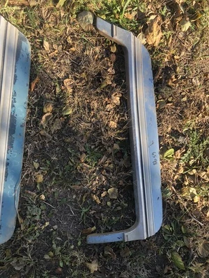 1965 OLDSMOBILE 98 NOVENTA E OITO SAIA FENDER - Imagem 1 de 2